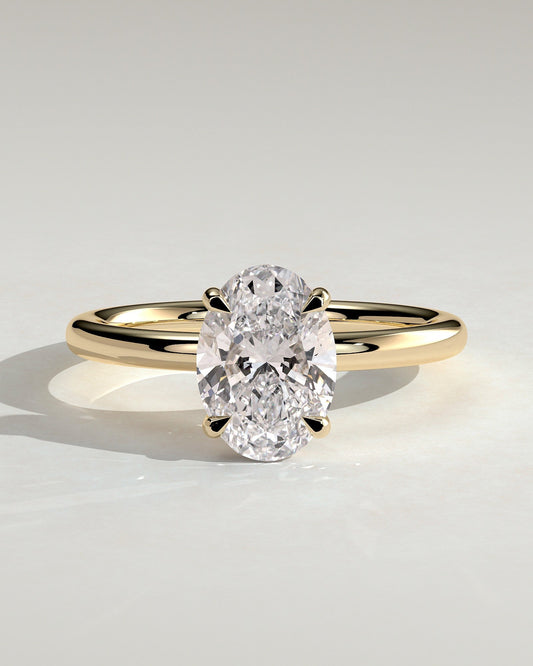 Aurelia – Ovaler Solitär Verlobungsring in 14k/18k Gelbgold mit Labordiamant | Élysée Diamonds