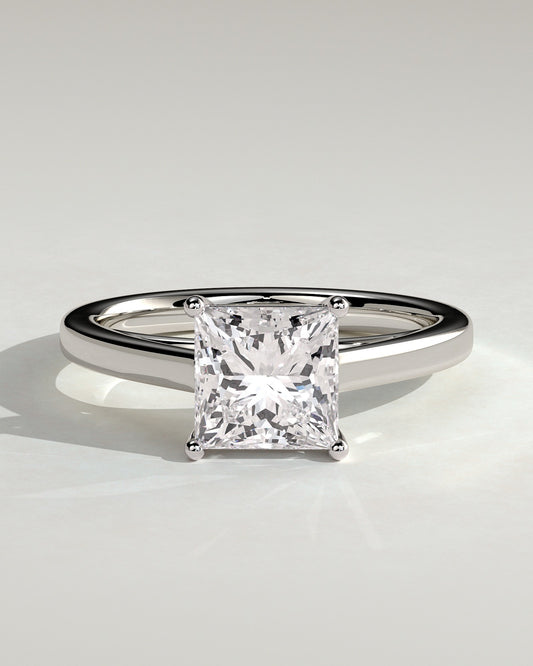 Aurelle – Princess Solitär Verlobungsring in 14k/18k Weißgold mit Labordiamant | Élysée Diamonds