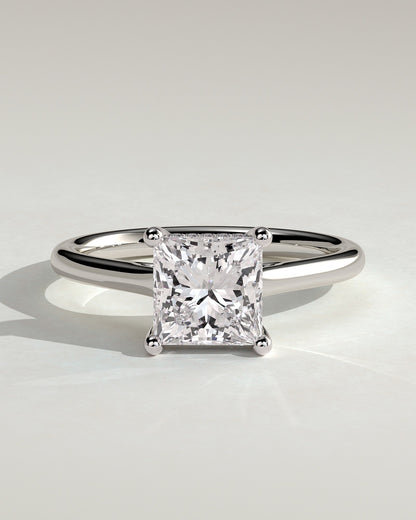 Solara – Princess Verlobungsring mit Hidden Halo in 14k/18k Weißgold mit Labordiamant | Élysée Diamonds