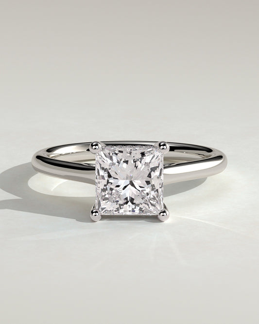 Solara – Princess Verlobungsring mit Hidden Halo in 14k/18k Weißgold mit Labordiamant | Élysée Diamonds